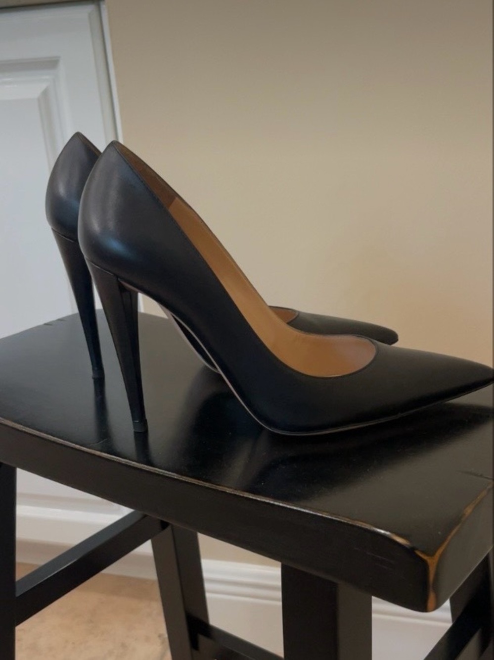 Gianvito Rossi Scarlett Black Leather Stiletto Pumps - Size 40 EU - Picture 15 of 16
